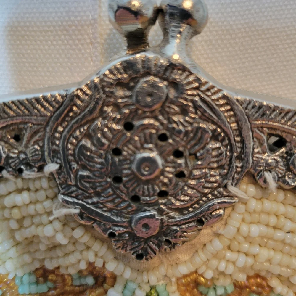 Vintage Beaded Floral Handbag Beautiful Colors, Pink, Green, Blue, and Gold - Picture 7 of 16